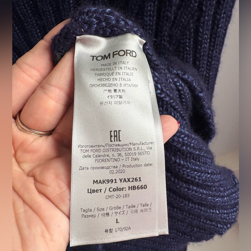Tom Ford women’s Large silk, cashmere, mohair blend blue knit cowl neck sweater - Picture 5 of 13